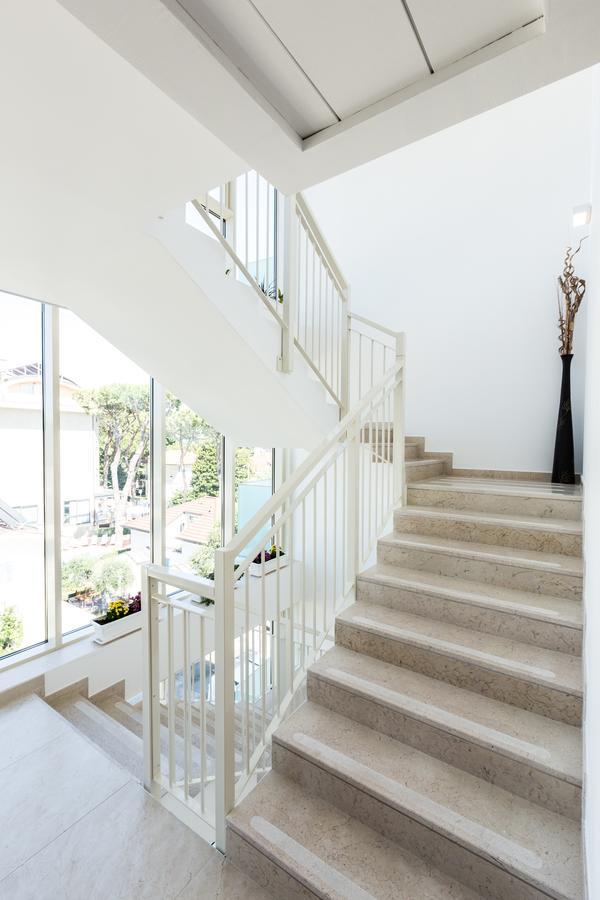 Residence Perla Verde Riccione Exterior foto