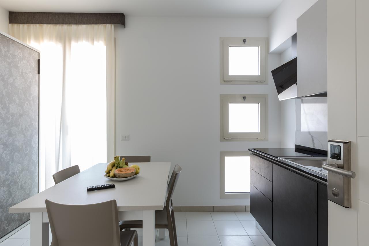 Residence Perla Verde Riccione Exterior foto
