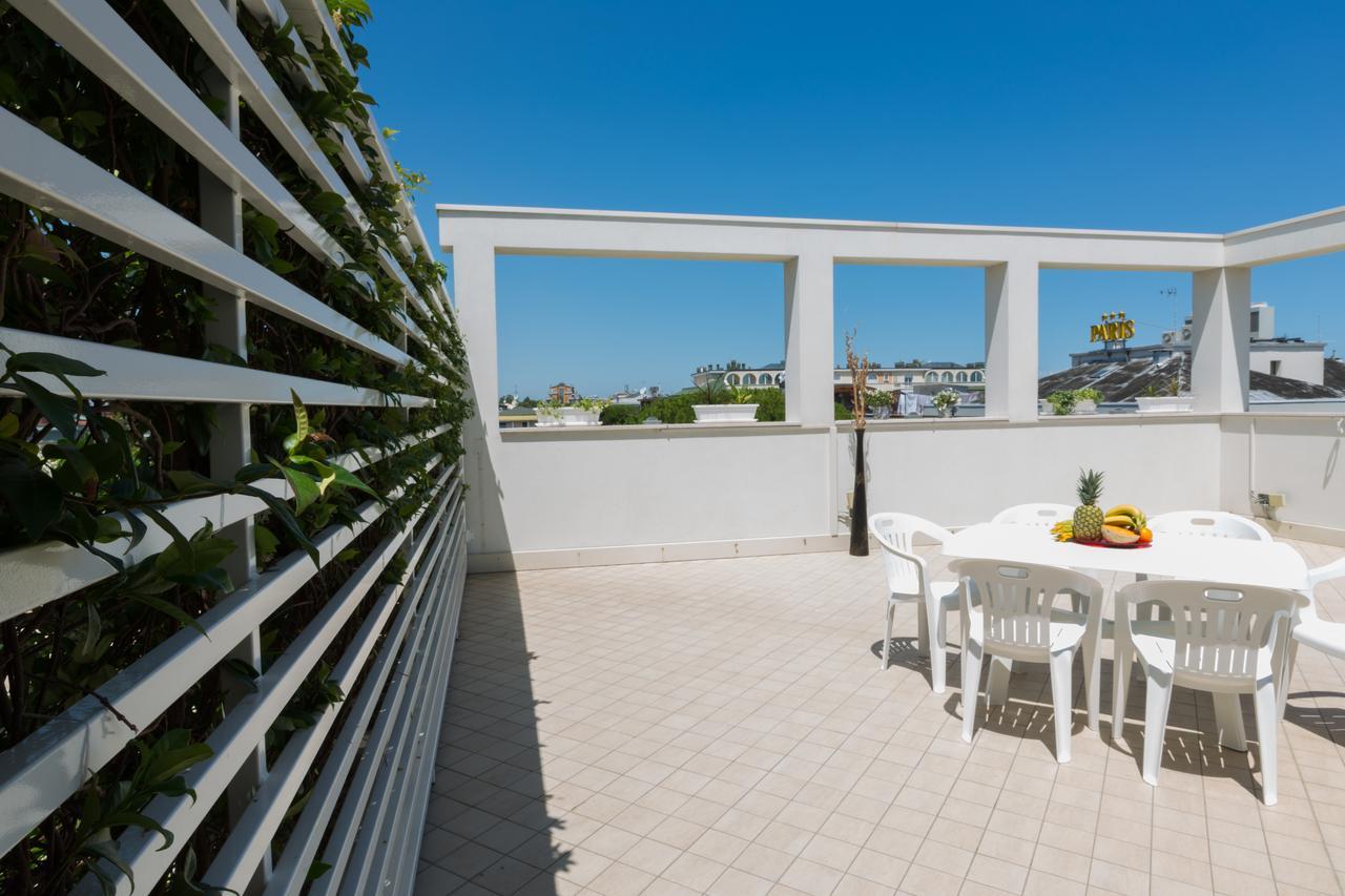 Residence Perla Verde Riccione Exterior foto