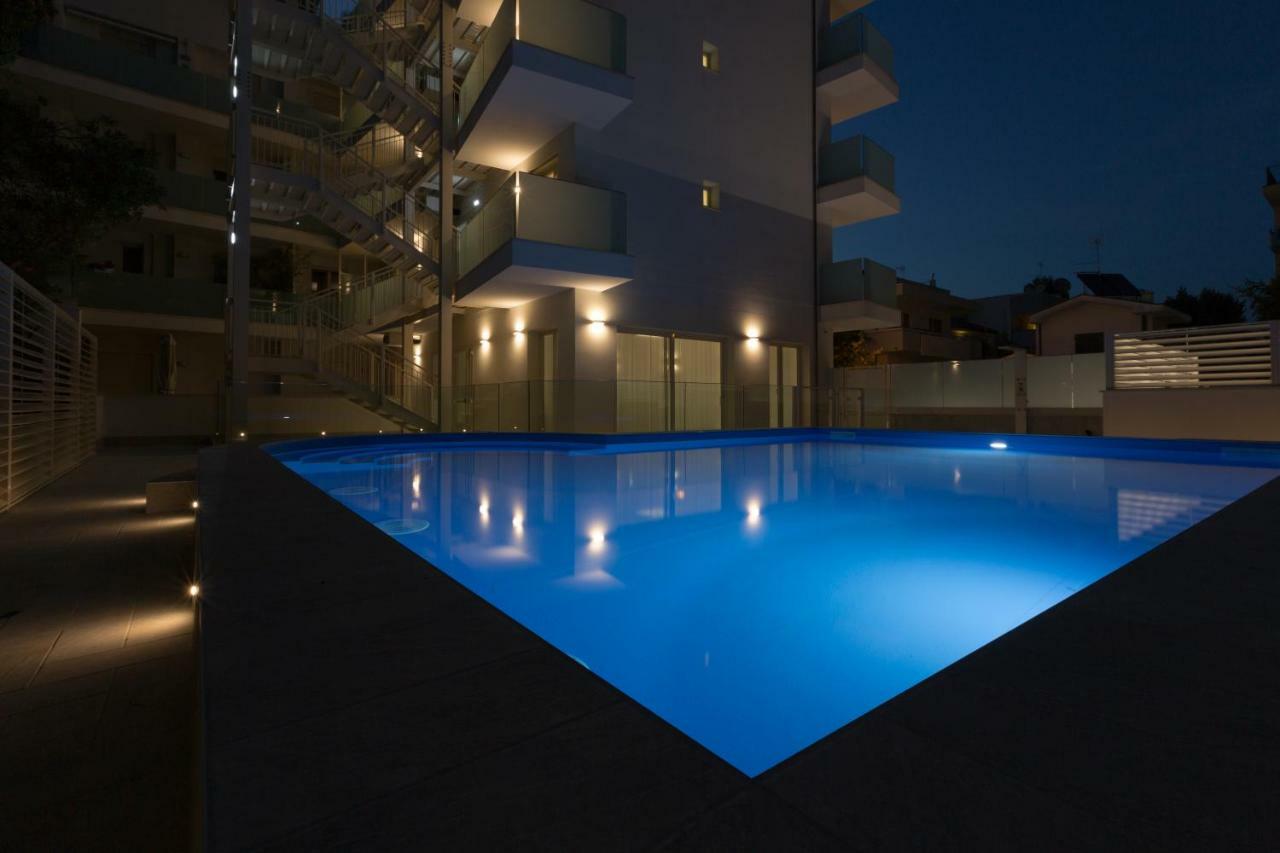 Residence Perla Verde Riccione Exterior foto
